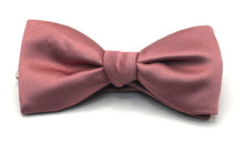 Load image into Gallery viewer, Solid Pre-Tied Bowties