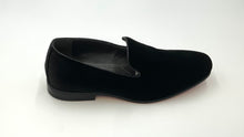 Load image into Gallery viewer, Black Velvet Slip On Shoe