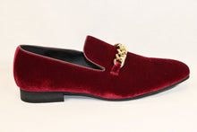 Load image into Gallery viewer, Burgundy Velvet Shoe