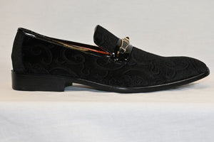 Black Velvet Scroll Shoe