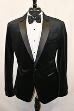 Load image into Gallery viewer, Black Velvet Peak Dinner Jacket