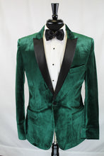 Load image into Gallery viewer, Green Velvet Peak Dinner Jacket