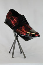 Load image into Gallery viewer, Red and Black Metallic Shoe