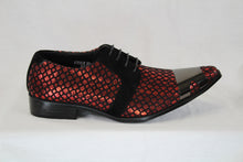 Load image into Gallery viewer, Red and Black Metallic Shoe