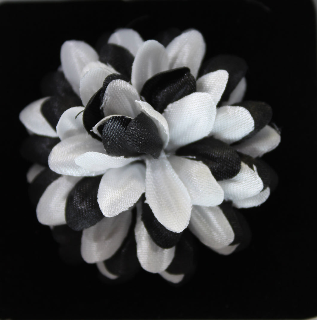 Black and White Flower Lapel Pin