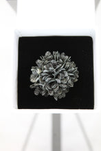 Load image into Gallery viewer, Grey Patterned Lapel Pin